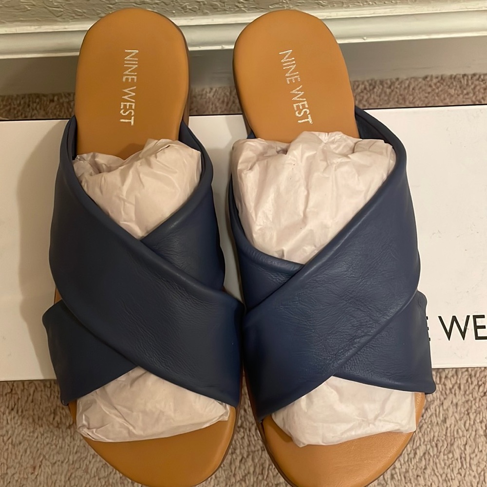 New Nine West slippers, never worn